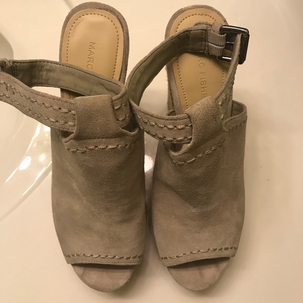Marc Fisher Hunny Wedge